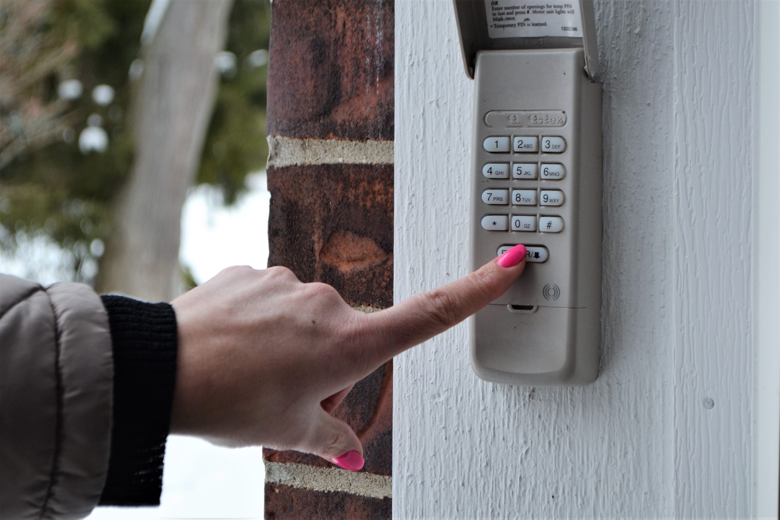 garage-door-keypad-for-home-security-scaled