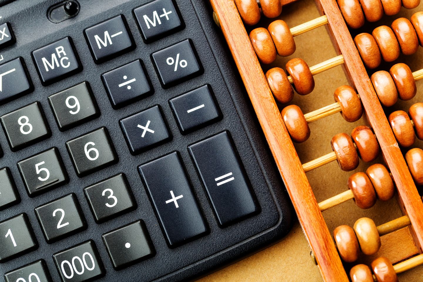calculator-panel-financial
