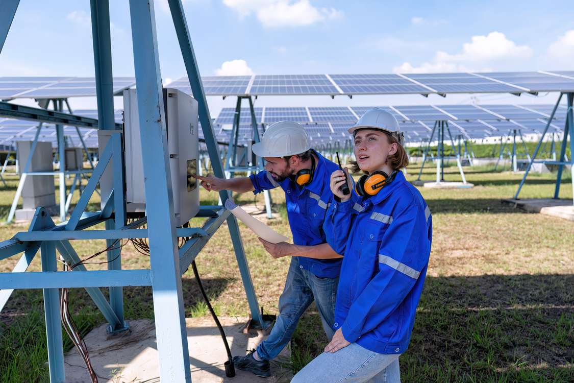 solar-panel-inverter